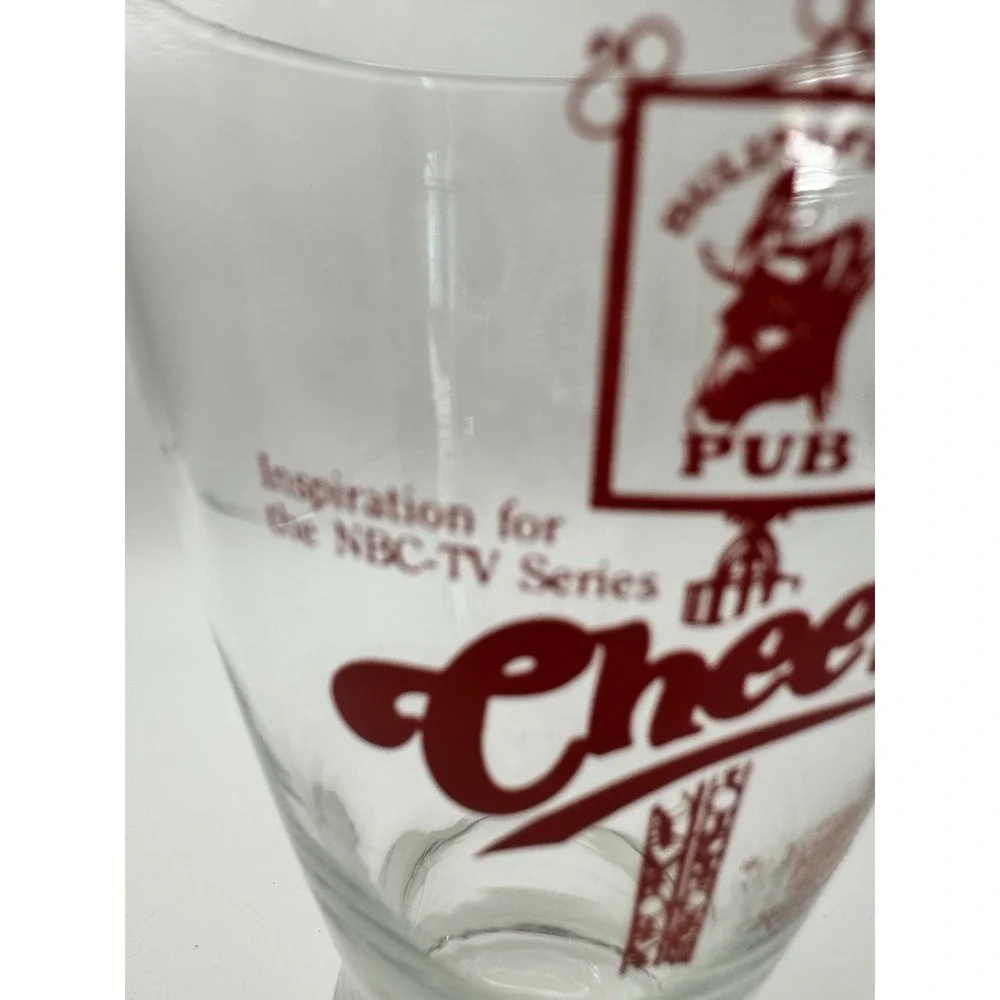 Cheers Beer Glass Bull & Finch Pub NBC TV Show Paramount Logo Pint Vintage